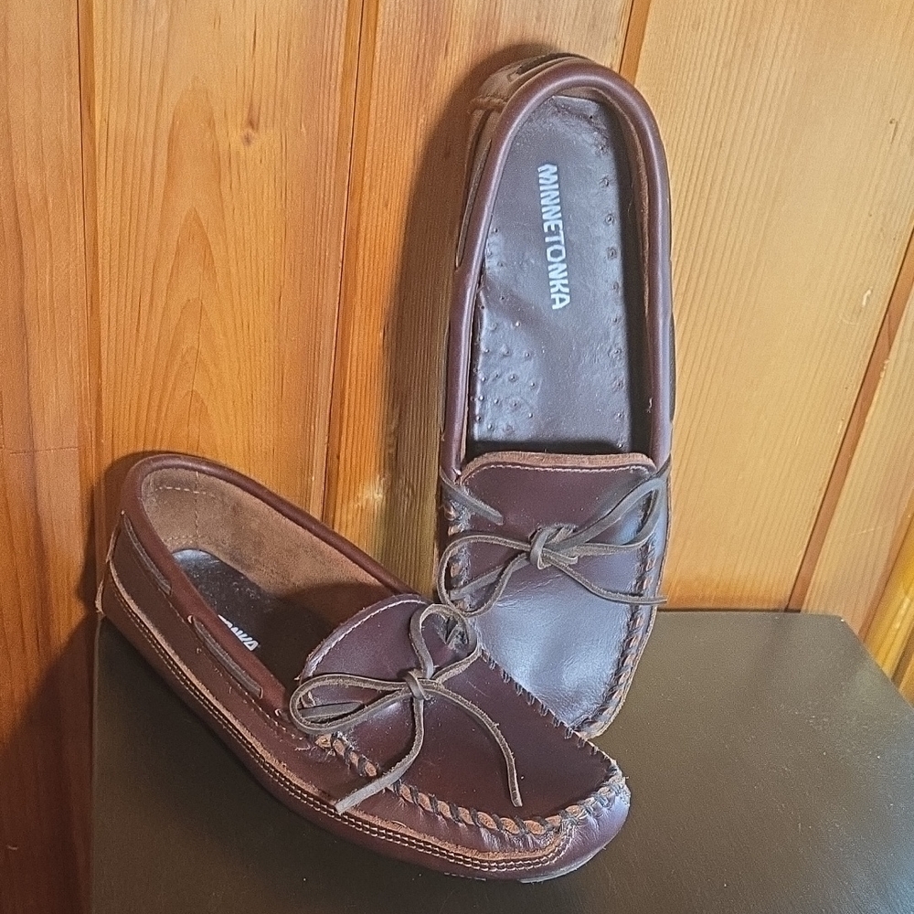 Minnetonka Brown Leather Slip-On Loafers/Driving Shoes
